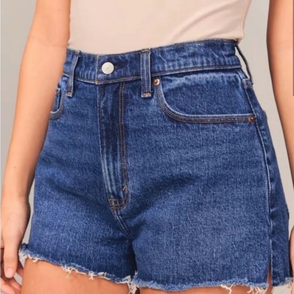 Abercrombie & Fitch high rise mom shorts
